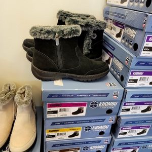 Khombu Women's Iris Black Suede Leather All Weather Water Resistant Ankle Boot